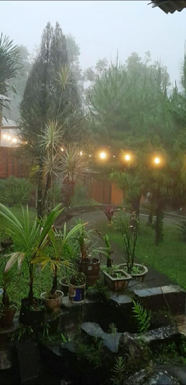 Mountain View Resort & Spa Tomohon Экстерьер фото